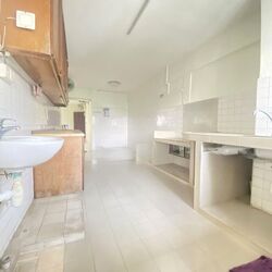Blk 28 Marsiling Sapphire (Woodlands), HDB 4 Rooms #560567001